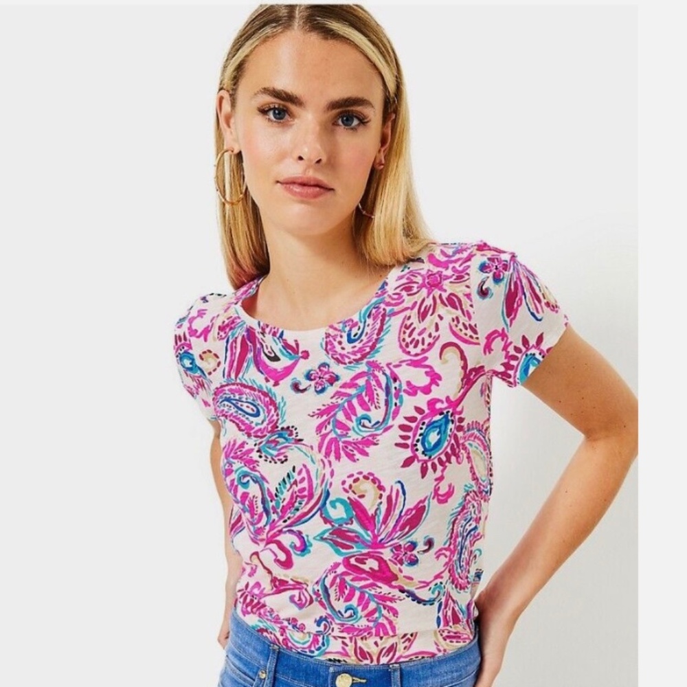 Lilly Pulitzer Etta Scoop Neck Tee Size XL Coconut Flitting About NWT